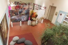 Tra le pagine: una passeggiata dentro ai libri di Beatrice Alemagna | Casa Piani | vaam architetti |Imola